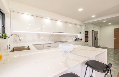 Carvoeira Casa | GuestReady - Villa Belas