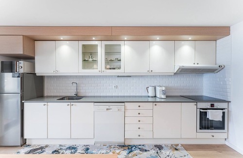 Cedofeita Apartamento | GuestReady - Rayas blancas cerca de la Casa da Música