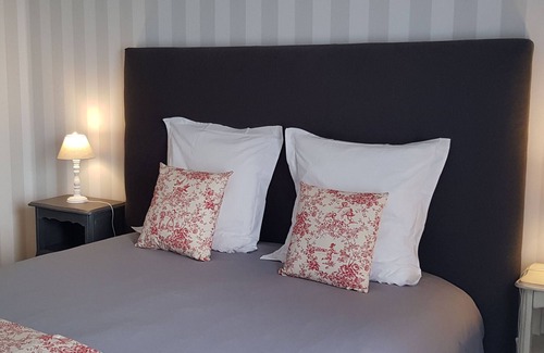 Change Cama Y Desayuno | Guestroom Changé, 2 bedrooms, 5 persons