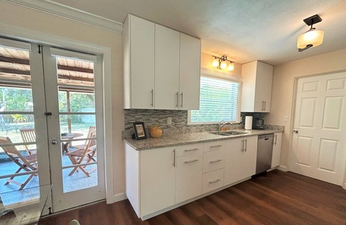 Alta Vista Casa | Guests Love This Home & Location 1 Mile to Downtown, Trolley to Beach, Pets OK!