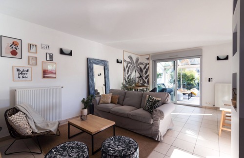 Saint-Simon Casa | Guilhermy - Maison contemporaine avec jardin