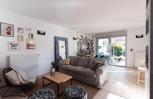 Saint-Simon Casa | Guilhermy - Maison contemporaine avec jardin