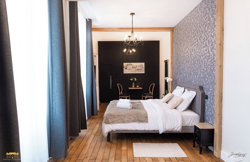 Hermival-les-Vaux Cama Y Desayuno | Guillaume's room at Château d'Hermival