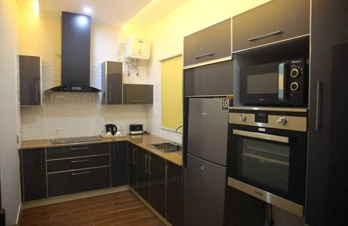 Gulberg Apartamento | Gulberg Suites