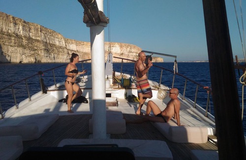 Trapani City Centre Alquiler De Eote | Goletas de cruceros a las islas Egadi, Malta, Túnez