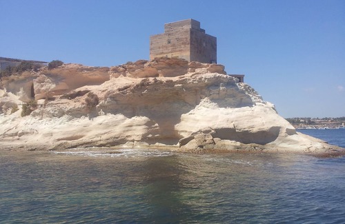 Trapani City Centre Alquiler De Eote | Goletas de cruceros a las islas Egadi, Malta, Túnez
