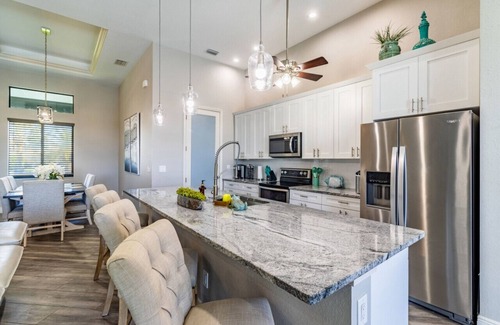 Burnt Store Apartamento | Gulf Coast Retreat: 3BR Canal Front with Pool