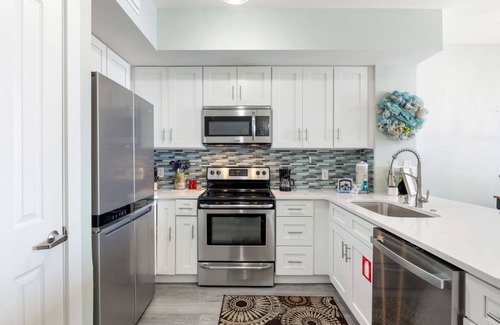 Miramar Beach Condominio | Gulf Front, 2nd floor! Late summer/fall open!