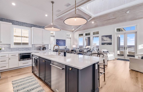 Aransas County Casa | Gulf-Front Grandeur@Cinnamon Shore South w/ Stunning Interiors & Amenities