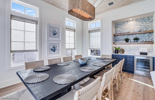Aransas County Casa | Gulf-Front Grandeur@Cinnamon Shore South w/ Stunning Interiors & Amenities