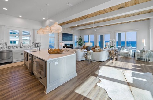 Kiska Beach Casa | Gulf-Front Home | Private Infinity Pool | Breathtaking Views