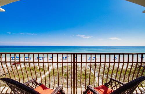 Fort Walton Beach - Destin Casa | Gulf Front, Pool, Hot Tub- 2 Kitchens - Elevator