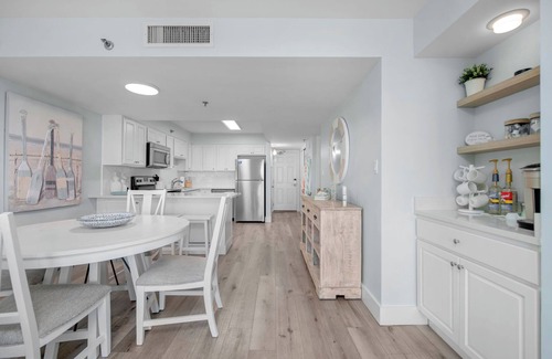 Seagrove Beach Condominio | GULF FRONT Seagrove 2 Bed Private Beach…Chair & Umbrella Service March-Oct
