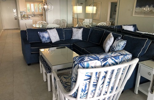 Captiva Condominio | Gulf-front two bedroom condo. Enjoy the beach, sunsets, and nature!