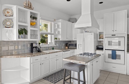 Saint James City Casa | Gulf getaway! Boat dock, HEATED saltwater pool