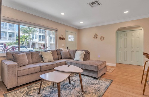 North Redington Beach Cabaña | Gulf of Mexico Beach Cottage Paradise