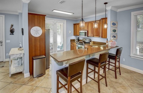 Gulf Place Casa | Gulf Place "Sea-renity Now!" 3BR | Sleeps 10| Gated Beach | Pool | Tennis