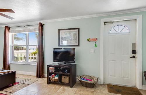 Bradenton Beach Apartamento | Gulf View Cottage #3