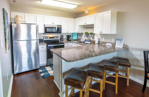 Gulf Place Condominio | Gulf View! Pool, Tennis Court, Beach Access