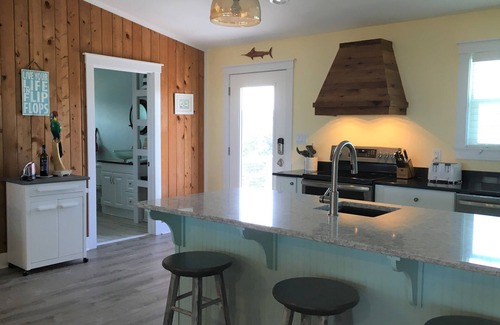 St. George Island Casa | Vistas del Golfo, enormes cubiertas! 3 suites de lujo, cocina nueva, HeatedPool, PetFriendly