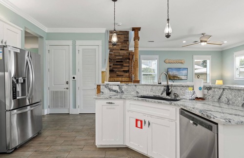 Kiska Beach Casa | GULF VIEWS, Luxury Home w Private Pool, HUGE Deck, Beach Chair Svc INCL