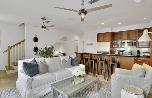 Rosemary Beach Condominio | Vistas del Golfo - Penthouse Condo en Rosemary - 2 Bicicletas Incluidas - Decoradas profesionalmente - `Seas the Stars