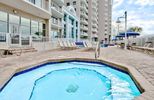 Fort Walton Beach - Destin Condominio | Gulf Views | Updated | Heated Pools and Hot Tubs | Beach Gear | Pickleball