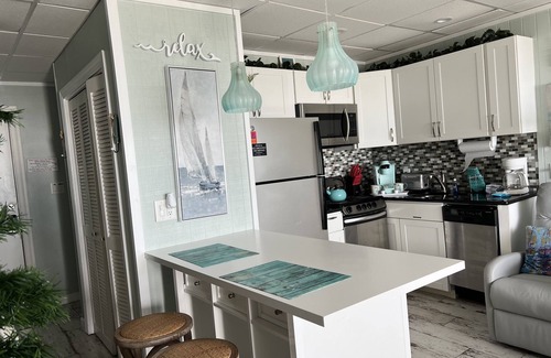 Panama City Beach Apartamento | GULFFRONT VIEW Beach chairs Umbrella thru 10-31 Best in Show & Best Location
