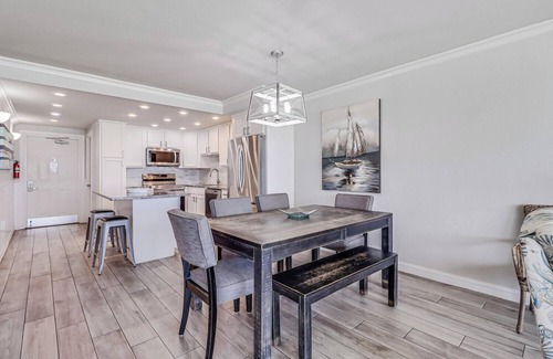 Corpus Christi Condominio | Gulfstream Condos Unit 111 | Pool & Hot Tub | Beachfront Patio