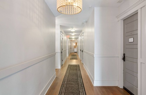 Downtown Charleston Apartamento | Gullah Suite | In the Heart of King Street!