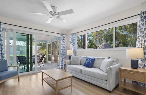 Sanibel Cabaña | Gumbo Limbo cottage - quaint island paradise