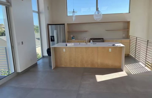 El Segundo Casa | Gundo Urban Executive Suite