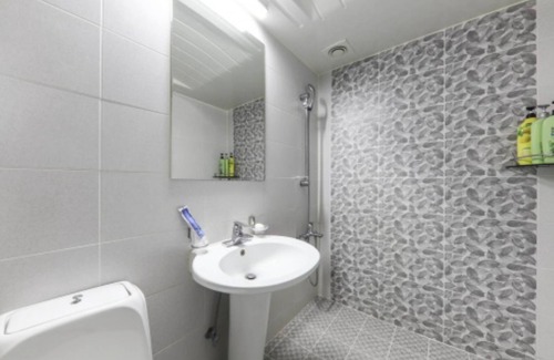 Gunsan Hotel | Gunsan King Motel
