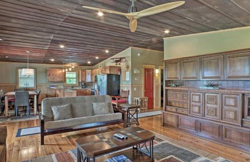 Guntersville Casa | Guntersville Cabin with Lake Views!