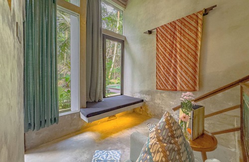 Singakerta Hotel | Gunung An Retreat