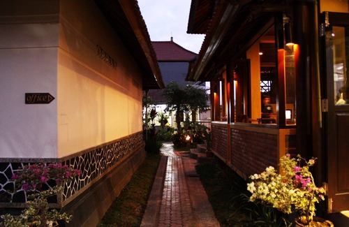 Munduk Hotel | Guru Ratna Homestay