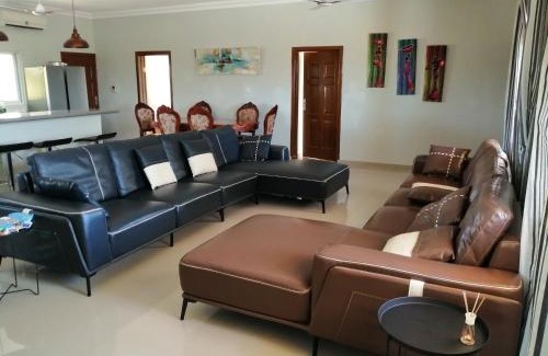 Cape Coast Apartamento | GUSSYS Homes
