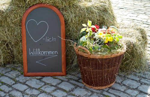 Erlabronn Casa | Gutshof Familie Gress
