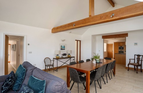 Beaumaris Cabaña | GWELFOR BARN, pet friendly, luxury holiday cottage in Llangoed