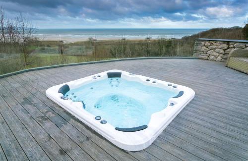 Llanddona Casa | Gwynaeth Gwyn