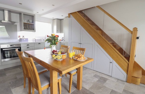Bala Casa | GWYNFA, pet friendly, with open fire in Bala