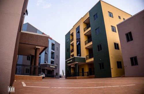 Kumasi Apartamento | Gyamfuaa Court Apartments