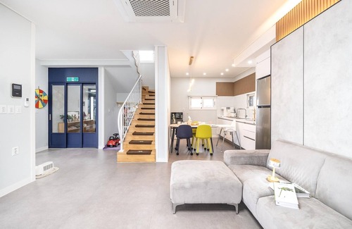 Gyeongju Casa | Gyeongju Blibli Poolvilla