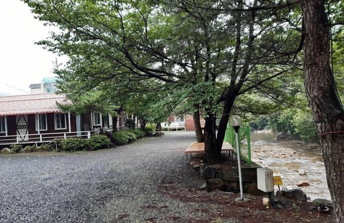 Gyeongju Casa | Gyeongju Log Cabin