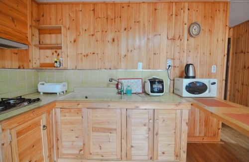 Gyeongju Casa | Gyeongju Solbaramgil Pension