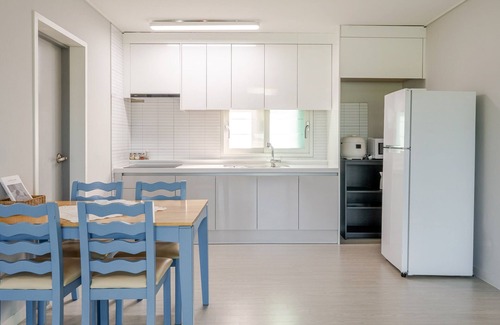 Gyeongju Casa | Gyeongju Sunflower Private Cottage
