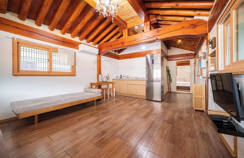 Gyeongju Condominio | Gyeongju West Namsan Hanok Pension