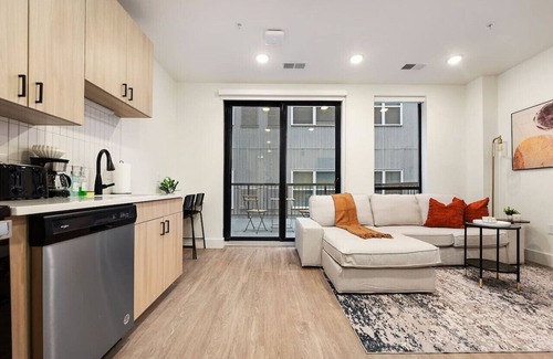 East Liberty Apartamento | GYM+ HULU with Parking Near Pitt Uni-UPMC-Shopping