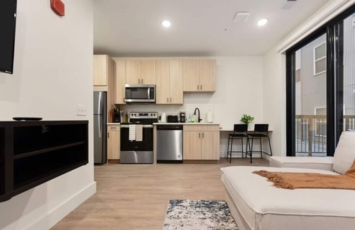 East Liberty Apartamento | GYM+ HULU with Parking Near Pitt Uni-UPMC-Shopping
