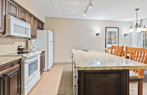 Oro-Medonte Apartamento | Gym+Pool+PetFriendly+KingBeds